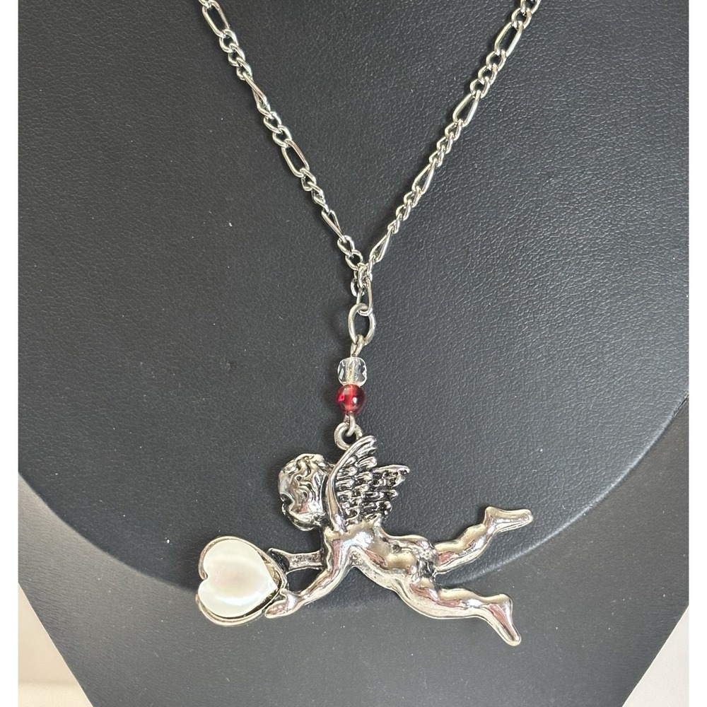 Vintage Large Cupid Cherub MOP Heart Pendant Necklace Silver Tone 18"